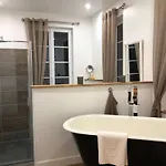 Chateau Du Gue Aux Biches Bed & Breakfast Bagnoles de l'Orne Normandie