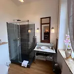 Bed & Breakfast Chateau Du Gue Aux Biches 4*