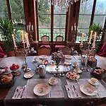 Chateau Du Gue Aux Biches Bed & Breakfast 4*
