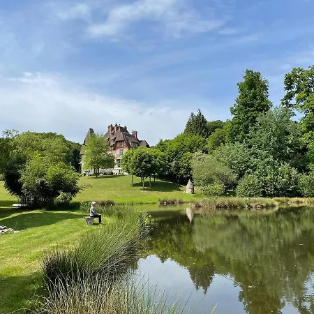 Chateau Du Gue Aux Biches Bagnoles de l'Orne Normandie