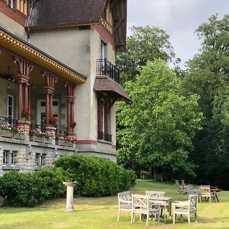 Chateau Du Gue Aux Biches 4*