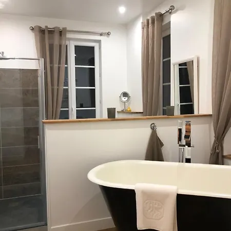 Chateau Du Gue Aux Biches Bed & Breakfast Bagnoles de l'Orne Normandie