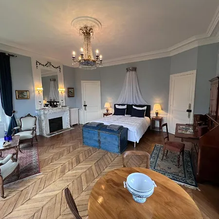 Bed & Breakfast Chateau Du Gue Aux Biches