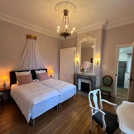 Chateau Du Gue Aux Biches 4*