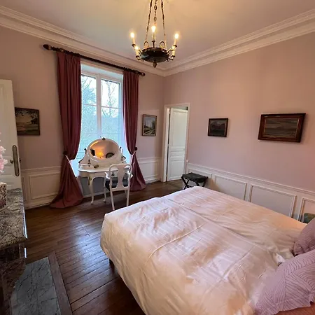 Chateau Du Gue Aux Biches