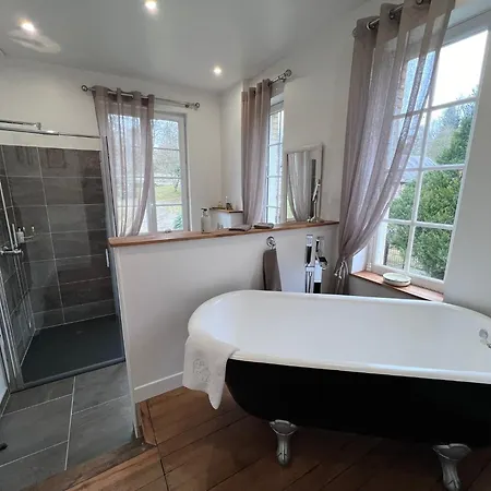 Chateau Du Gue Aux Biches