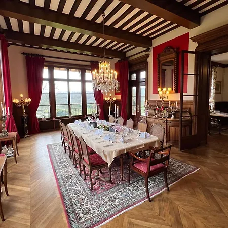 Chateau Du Gue Aux Biches Bed & Breakfast 4*