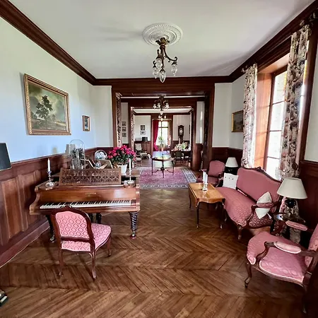 Chateau Du Gue Aux Biches