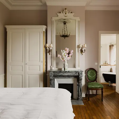 Bed & Breakfast Chateau Du Gue Aux Biches 4*