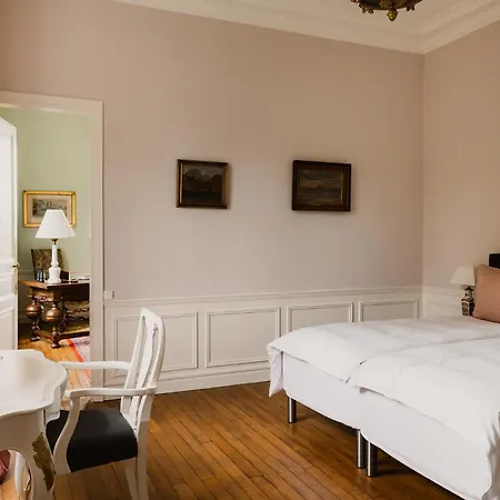 Chateau Du Gue Aux Biches 4*
