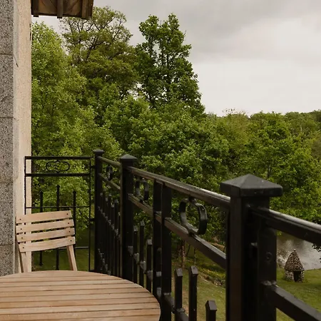 Chateau Du Gue Aux Biches Bed & Breakfast Bagnoles de l'Orne Normandie