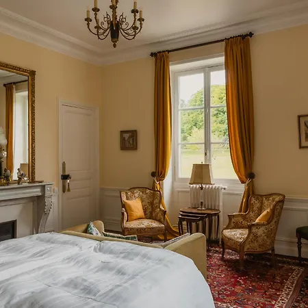Bed & Breakfast Chateau Du Gue Aux Biches 4*