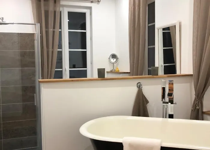 Chateau Du Gue Aux Biches Bed & Breakfast Bagnoles de l'Orne Normandie