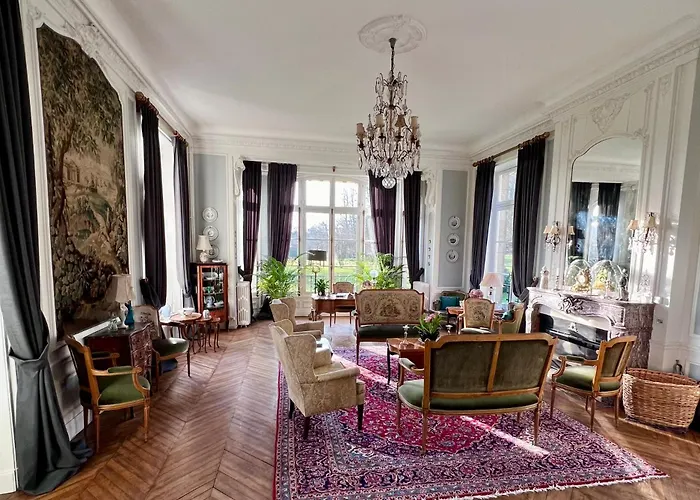 Bed & Breakfast Chateau Du Gue Aux Biches 4*