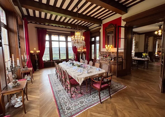 Chateau Du Gue Aux Biches Bed & Breakfast 4*